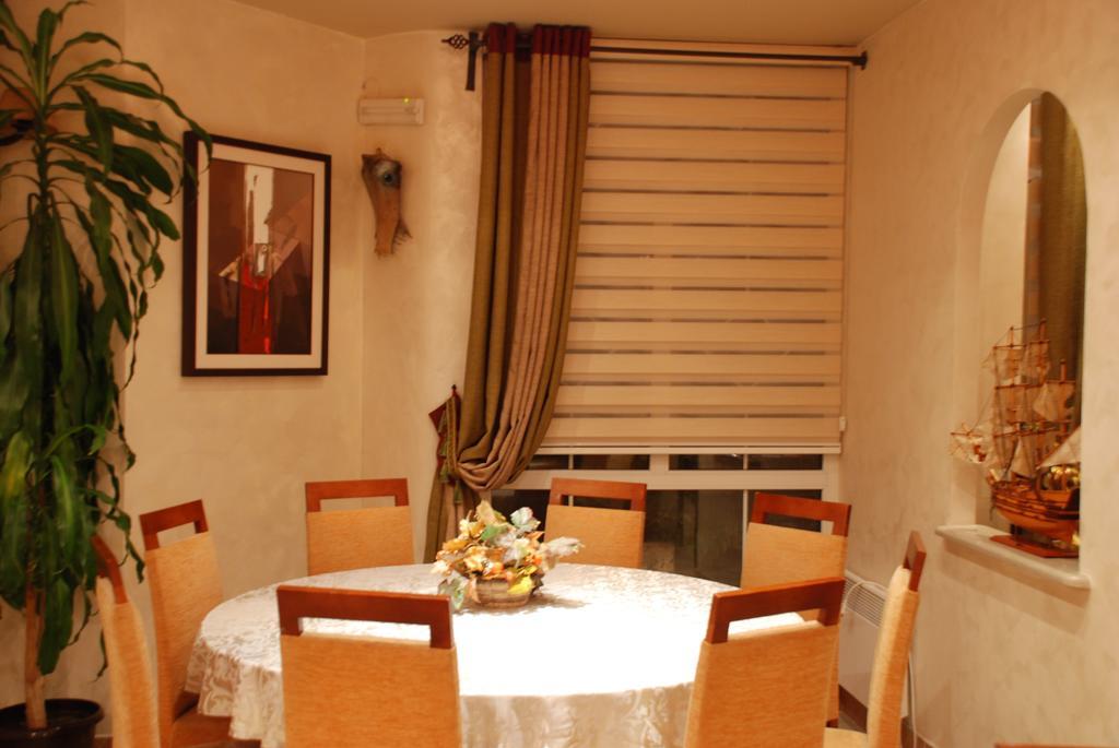 And Gaga 2 Bed & Breakfast Budva