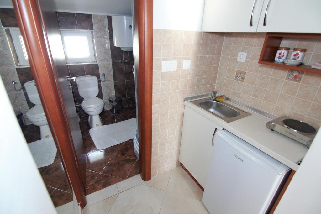 Bed & Breakfast And Gaga 2 Budva