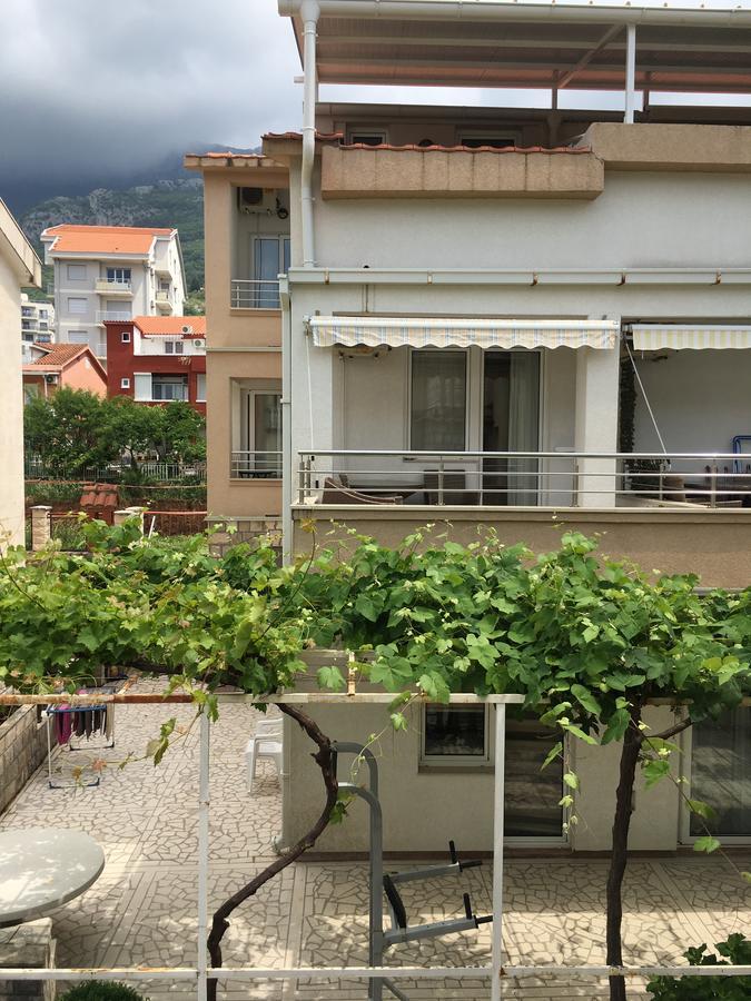 Bed & Breakfast And Gaga 2 Budva